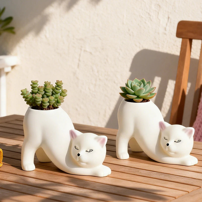 Curly Pose Cat Resin Planter – Cute Desktop Pot for Cacti & Trailing Plants